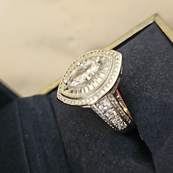 Ring - Picture 2 of 2